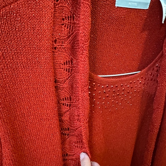 Classy red Alfred Dunner sweater - Picture 4 of 11